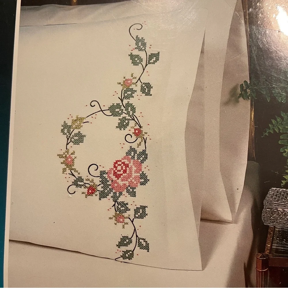 Bucilla Pillowcases Flowers & Vines Stamped Cross Stitch Embroidery 63104 NEW